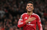 Casemiro hồi sinh: Từ “người thừa” trở thành trụ cột không thể thiếu của Man United