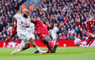 Liverpool khủng hoảng phòng ngự: Arne Slot phải làm gì để vá 'lỗ hổng tử thần'?