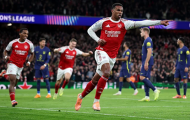 Tỏa sáng trong chiến thắng của Arsenal, Gabriel khiến chuyên gia phải ngả mũ
