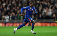 Caicedo tỏa sáng trước Tottenham, được ví ngang đẳng cấp với Rodri