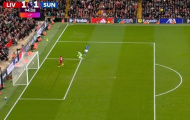 Chiesa cứu Liverpool bằng pha bóng “tuyệt mệnh” ngay trên vạch vôi