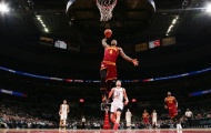Irving, James giúp Cavaliers bay cao bằng chiến thắng trước Wizards