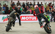 2 stunter Aaron Twite và Hiroyuki Ogawa dự Motul Racing Cup