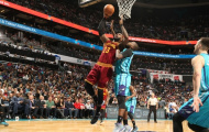 Walker ghi 37 điểm, Hornets vẫn bị Cavaliers đánh bại dễ dàng