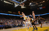 Curry ghi 40 điểm, Warriors vẫn để thua sốc Grizzlies