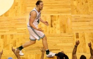 Làm người hùng cho Celtics, Olynyk đi vào lịch sử NBA