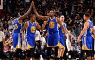 Durant tỏa sáng phút cuối, Warriors dẫn Cavaliers 3-0 ở chung kết tổng