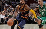 Avery Bradley: 'Kyrie Irving là hậu vệ tốt nhất NBA'