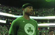 Isaiah Thomas tổn thương khi bị Boston Celtics thương mại