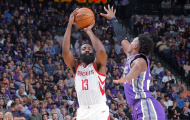 Tỏa sáng ở hiệp cuối, Harden giúp Rockets vượt ải Sacramento Kings