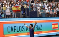 Tay vợt 18 tuổi vượt qua Nadal lần đầu đăng quang Giải Miami Masters