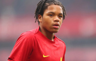 Liverpool chuẩn bị ký hợp đồng dài hạn với thần đồng Rio Ngumoha