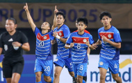 Tấm thẻ đỏ và hai quả penalty quyết định thắng lợi của U23 Philippines