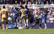 VAR gây sốc tại Stamford Bridge: Chelsea thoát hiểm sau bàn thắng bị hủy của Eze