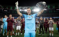 Fluminense vinh danh thủ môn Fabio: Cán cột mốc 1.391 trận, kỷ lục lịch sử bóng đá thế giới