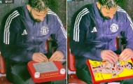 Ruben Amorim bị chế giễu dữ dội trên mạng xã hội sau thất bại sốc của Man United trước Grimsby Town
