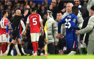 VAR 'quay xe' phút 37: Moises Caicedo nhận thẻ đỏ, Chelsea lâm nguy trước Arsenal