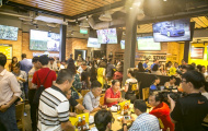 Tận hưởng biểu tượng ẩm thực Mỹ, tận mắt chứng kiến giải đấu hành tinh