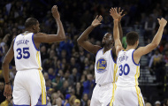 Green cảm nhận sự khó khăn khi Curry và Durant chấn thương
