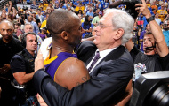 NÓNG: Phil Jackson vắng mặt trong ngày trọng đại của Kobe Bryant