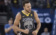 Curry ném ba như 'hack', Warriors tưng bừng khép lại năm 2017