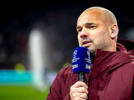 Mourinho xúc động ngày gặp lại Sneijder, nhắc lại cú ăn ba cùng Inter