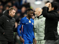 Caicedo dính thẻ đỏ, Maresca 'chê' trọng tài thiếu nhất quán