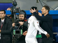 Real Madrid thắng Alaves 2-1: Alonso chỉ trích quyết định của tổ VAR