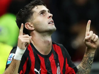Pulisic sắp hưởng lương cao ngang Rafael Leao tại Milan