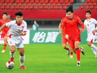 Chuyên gia Trung Quốc cảnh báo sơ đồ 5 hậu vệ là tử huyệt