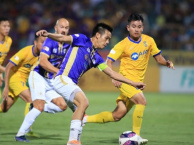 Soi trận SLNA vs Hà Nội: Văn Quyết thách thức Cao Văn Bình