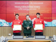 Văn Khang, Công Phương nhận bằng khen sau kỳ tích châu Á