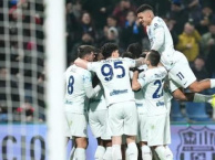 Thắng đậm 5-0 nhờ Dimarco, Inter bỏ xa Milan 8 điểm