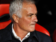 Nghệ thuật đỗ xe buýt và kiệt tác sinh tồn của Jose Mourinho