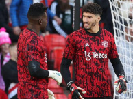 Thất sủng, thủ môn MU đạt thỏa thuận miệng rời Old Trafford