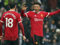 Sancho mặc áo Bruno Fernandes tập luyện