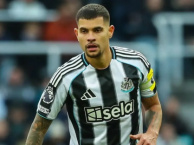 Arsenal coi vụ Bruno Guimaraes là 'vấn đề danh dự'