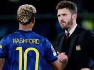 Michael Carrick là chiếc phao cứu sinh cho sự nghiệp Rashford