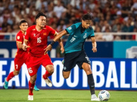 Lỗ hổng ở cả ba tuyến của tuyển Việt Nam