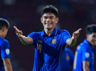Hạ gục Malaysia, Thái Lan trở lại với ngôi đầu bảng B ASEAN Cup