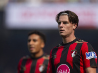 Bournemouth có thể bán Alex Scott giá 100 triệu bảng hè 2027