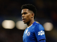 Chelsea kiên quyết giữ Estevao trước sự dòm ngó của Real