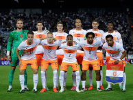 Chấm điểm Hà Lan: Van Dijk cứu rỗi; Van Bommel gây họa