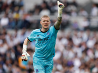 3 thủ môn Ngoại hạng Anh được Bayern Munich nhắm để thay Neuer