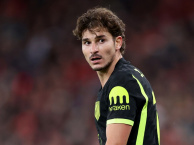 Tin đồn chuyển nhượng tối 14/10: Arsenal dẫn đầu vụ Julian Alvarez; Real trói chân Jude Bellingham