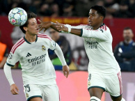Mourinho đang kìm hãm thần đồng Endrick?