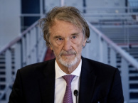 Sir Jim Ratcliffe bán đứt CLB Thụy Sĩ dọn đường cứu MU