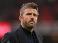 Tại sao Man Utd tiếp tục đặt cược vào Carrick?