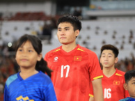 Phi Hoàng lập công, gửi thông điệp đến HLV Kim Sang Sik