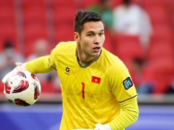 BĐVN 1/11: Bóng đá Malaysia gặp khủng hoảng, Nguyễn Filip sớm trở lại